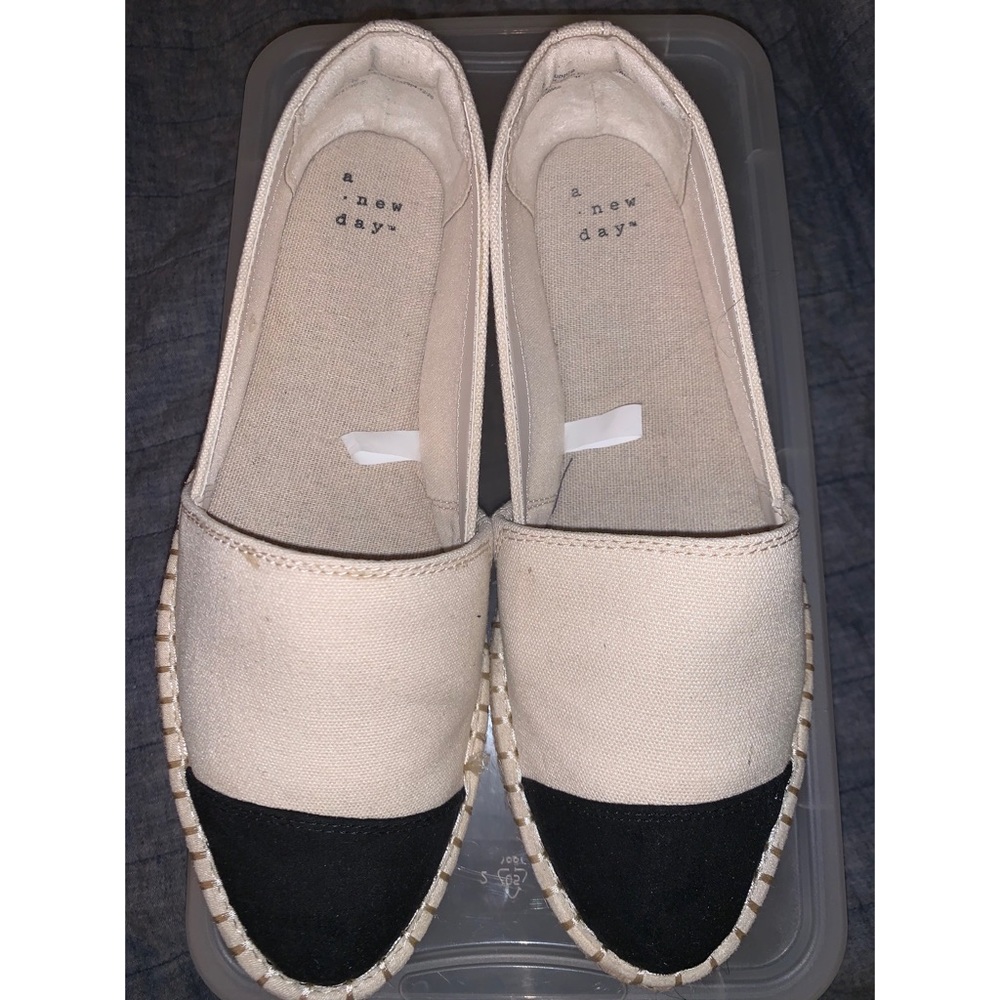A NEW DAY Canvas Two-Toned Espadrille - Picture 4 of 10